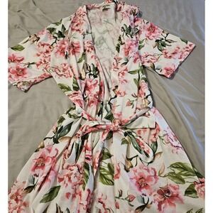 Show Me Your Mumu Women's One Size Floral Bathrobe w/Tie Waist Multicolor